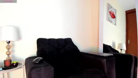 Snapshot of lace_victoria chatting on 04.07.26 lace_victoria online show from 04.07.26