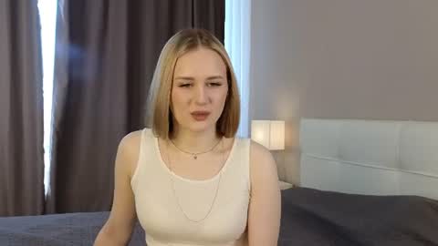 Snapshot of lachelleellwanger chatting on 07.05.26 Kate online show from 07.05.26