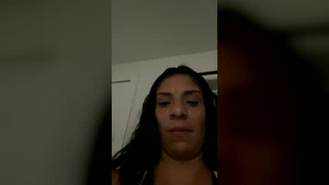 Snapshot of lachingona21 chatting on 06.20.26 lachingona21 online show from 06.20.26