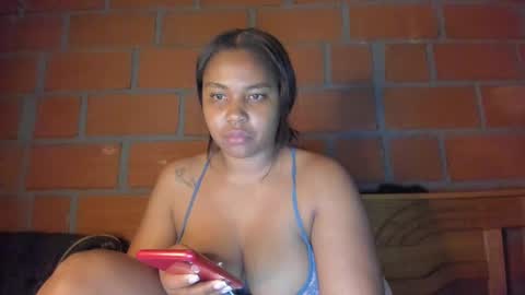 Akyra  online show from 12.10.24