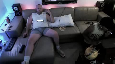 Hectic online show from 02.04.25