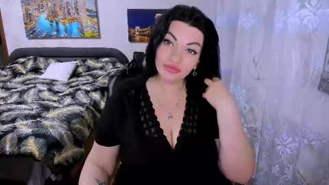 lady_boom_ online show from 04.25.26