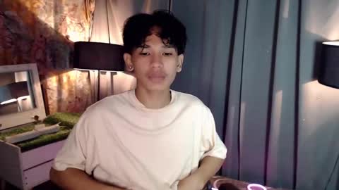 Snapshot of lady_cummerx chatting on 01.22.25 lady_cummerx online show from 01.22.25