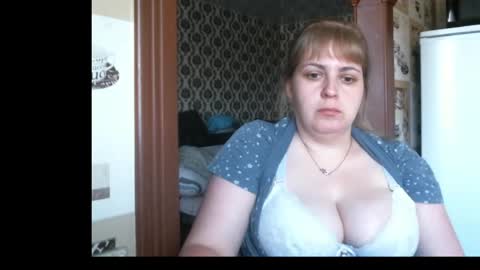 Snapshot of lady_cute_cat chatting on 06.08.26 lady cute cat29 online show from 06.08.26