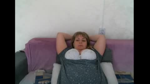 Snapshot of lady_cute_cat chatting on 06.12.26 lady cute cat29 online show from 06.12.26