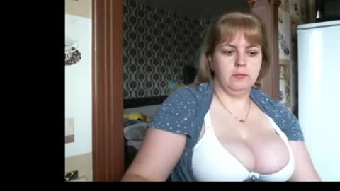 Snapshot of lady_cute_cat chatting on 07.07.26 lady cute cat29 online show from 07.07.26
