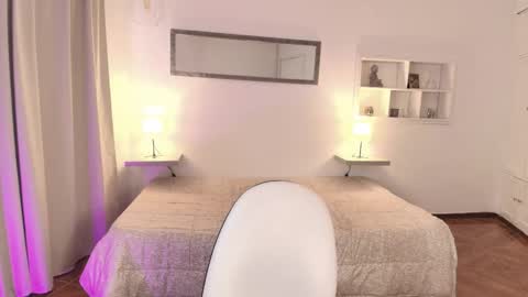 Snapshot of lady_danbury chatting on 12.20.25 Karla - Instagram lady karla1 online show from 12.20.25