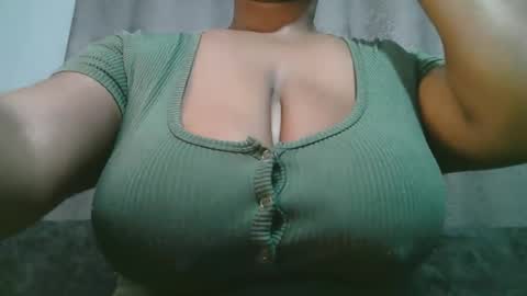 lady_dearra online show from 04.22.26