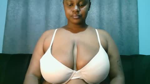 lady_dearra online show from 06.06.26
