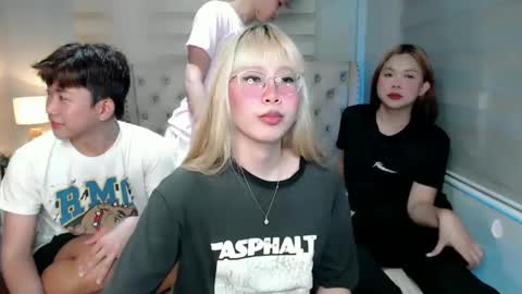    online show from 02.08.25