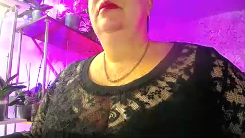 Lady Gloria online show from 10.14.25