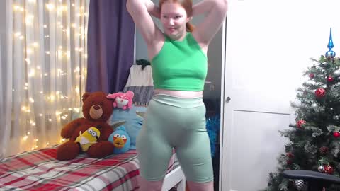 Snapshot of lady_inari chatting on 01.04.25 Angelika online show from 01.04.25