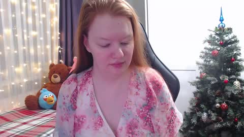 Snapshot of lady_inari chatting on 01.08.25 Angelika online show from 01.08.25