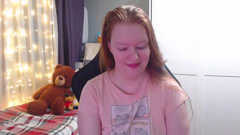 Snapshot of lady_inari chatting on 01.20.25 Angelika online show from 01.20.25