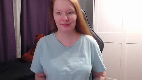 Snapshot of lady_inari chatting on 01.23.25 Angelika online show from 01.23.25