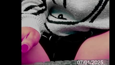 Snapshot of lady_jhana chatting on 01.07.25 Jhana online show from 01.07.25