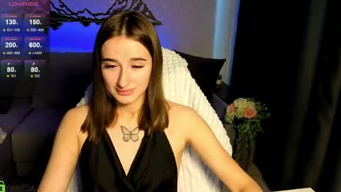 Snapshot of lady_luck18 chatting on 06.10.26 Olivia online show from 06.10.26