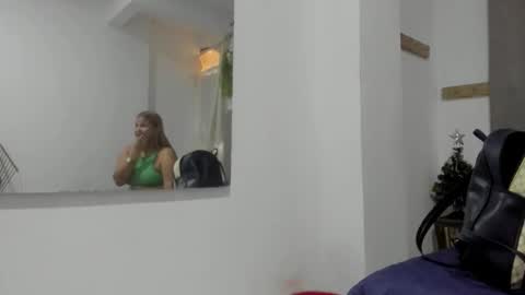 Snapshot of lady_miss___ chatting on 12.14.25 lady_miss___ online show from 12.14.25