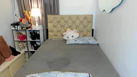 Snapshot of lady_moriseth chatting on 01.11.25 lady_moriseth online show from 01.11.25