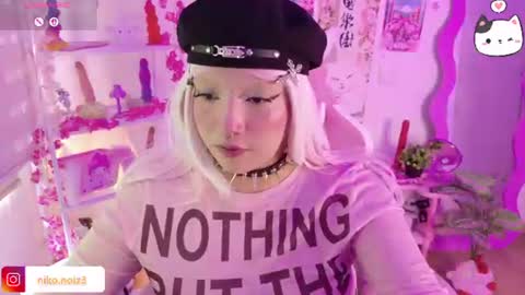 Snapshot of lady_noize chatting on 07.27.26 Lady online show from 07.27.26