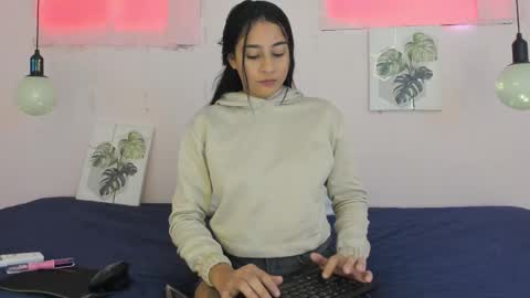 Snapshot of lady_rossee chatting on 09.08.25 Leidy online show from 09.08.25