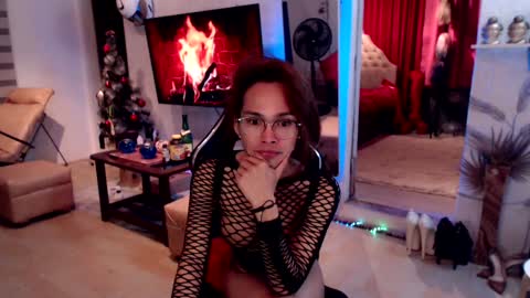 M MMY online show from 01.08.25
