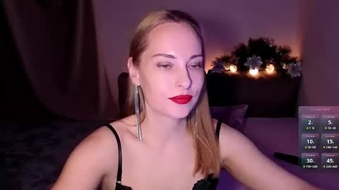 Snapshot of ladyadele1 chatting on 12.24.24 LadyAdele online show from 12.24.24