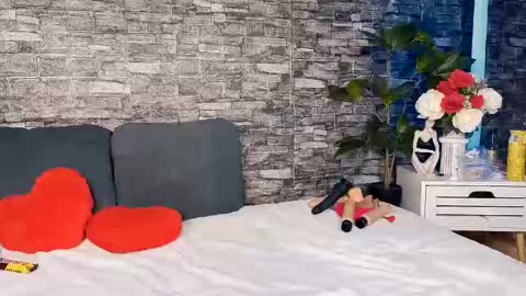 Snapshot of ladyagata chatting on 01.05.25 Jenny online show from 01.05.25