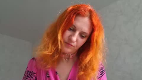 Snapshot of ladybigsmile chatting on 03.02.26 Sima Ladybigsmile online show from 03.02.26