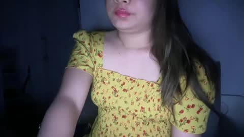 Snapshot of ladybird21 chatting on 12.20.24 Aria online show from 12.20.24