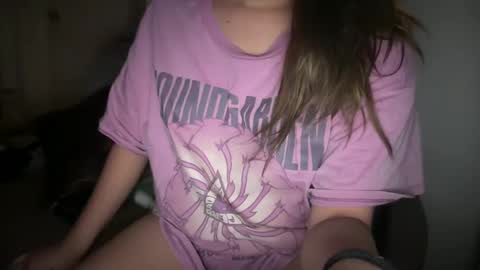 Snapshot of ladybird21 chatting on 02.26.25 Aria online show from 02.26.25