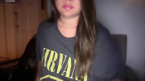 Snapshot of ladybird21 chatting on 11.28.25 Aria online show from 11.28.25