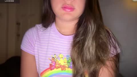 Snapshot of ladybird21 chatting on 12.16.25 Aria online show from 12.16.25