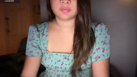 Snapshot of ladybird21 chatting on 01.09.26 Aria online show from 01.09.26