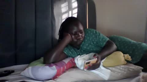 lindah32 online show from 12.06.24