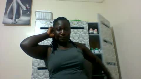 lindah32 online show from 01.06.25