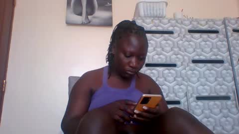 lindah32 online show from 01.20.25