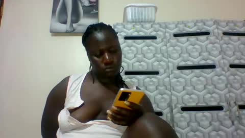 lindah32 online show from 01.28.25