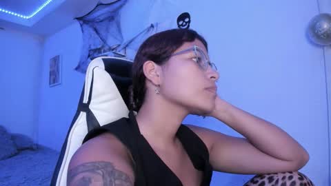  Lady  online show from 10.09.25