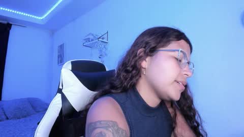  Lady  online show from 12.01.25