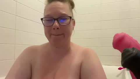 Snapshot of ladycherielynn chatting on 06.22.26 LadyCherieLynn online show from 06.22.26