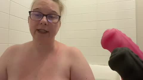 Snapshot of ladycherielynn chatting on 06.25.26 LadyCherieLynn online show from 06.25.26
