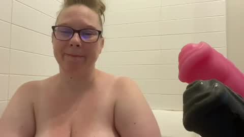Snapshot of ladycherielynn chatting on 07.01.26 LadyCherieLynn online show from 07.01.26
