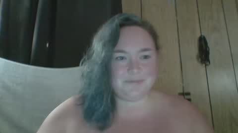 Snapshot of ladylynn13 chatting on 10.13.25 LadyLynn13 online show from 10.13.25