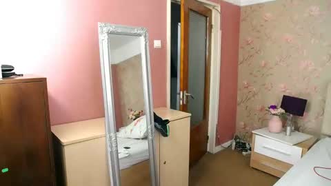 ladymariahx online show from 12.15.24