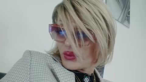 Oxana online show from 05.05.26
