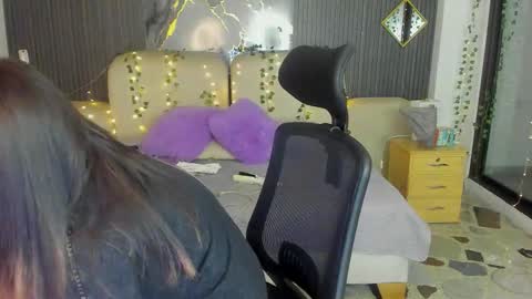 Lady  online show from 02.22.26