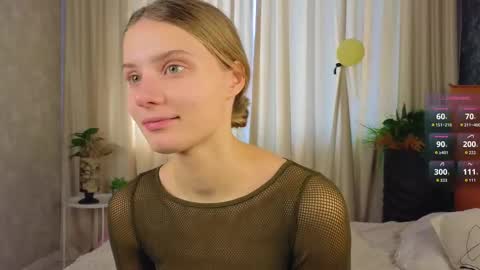 Lilia online show from 10.15.25