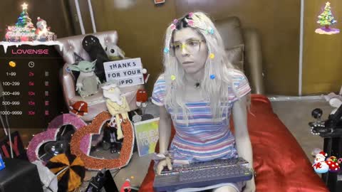 Snapshot of laflakita21 chatting on 12.28.24 Skinnygirl online show from 12.28.24