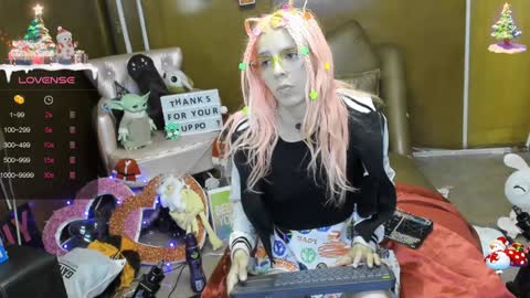 Snapshot of laflakita21 chatting on 01.07.25 Skinnygirl online show from 01.07.25